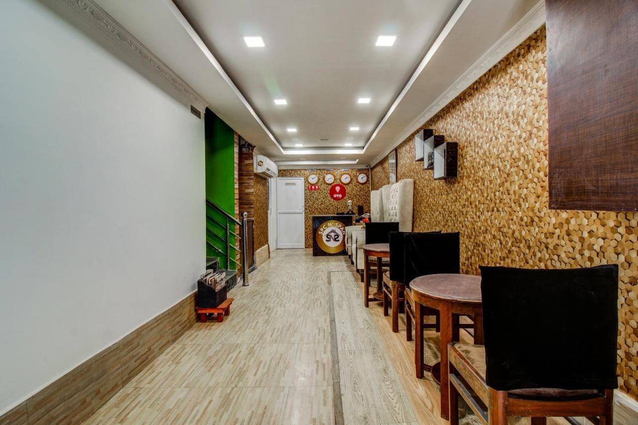 Hotel Oyo Flagship Spc & Span Jamshedpur Exterior foto