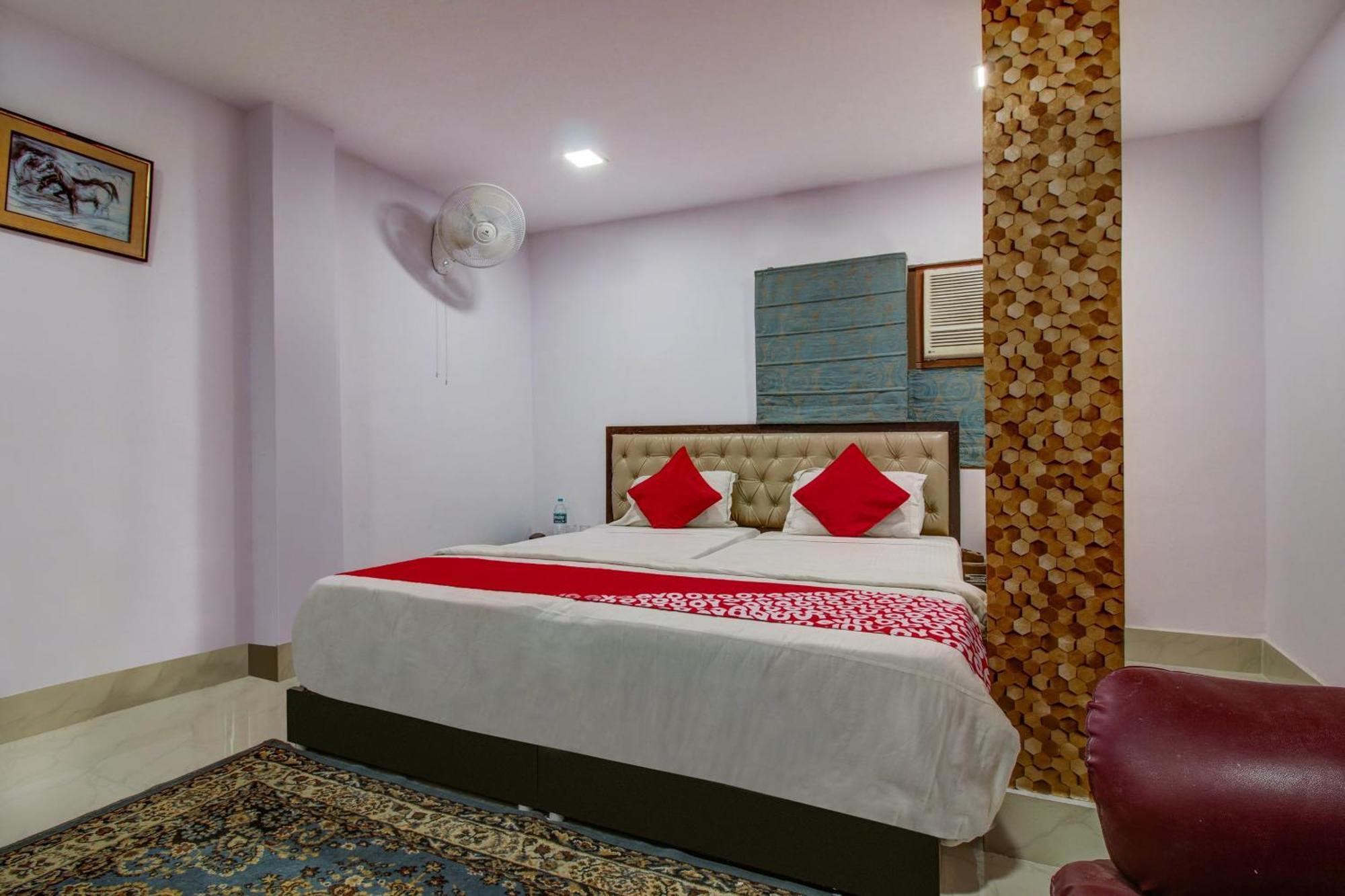 Hotel Oyo Flagship Spc & Span Jamshedpur Exterior foto