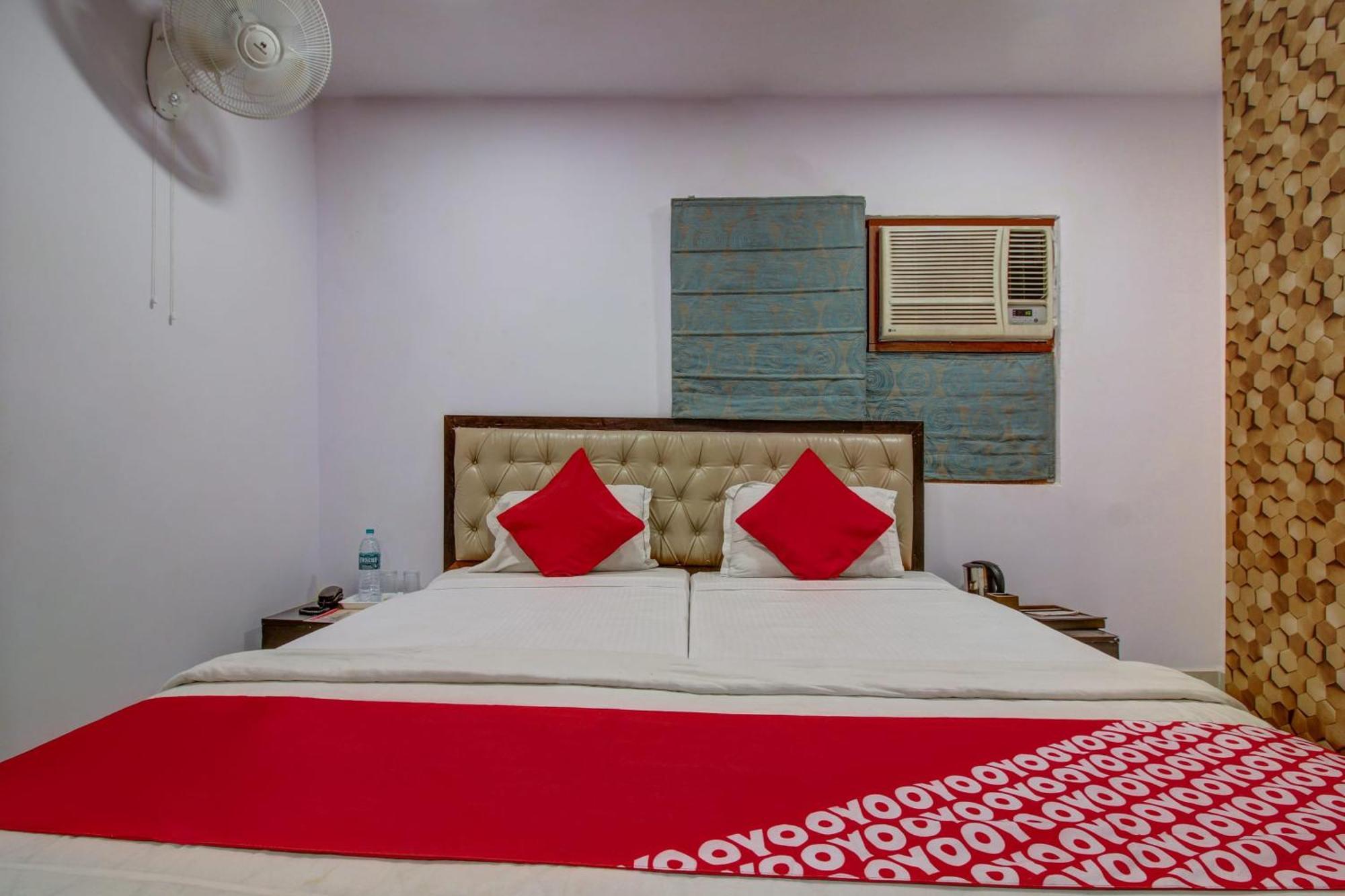 Hotel Oyo Flagship Spc & Span Jamshedpur Exterior foto